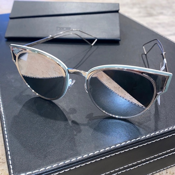 Dior Accessories - Christian Dior Reflective Silver Sunglasses BNWT
